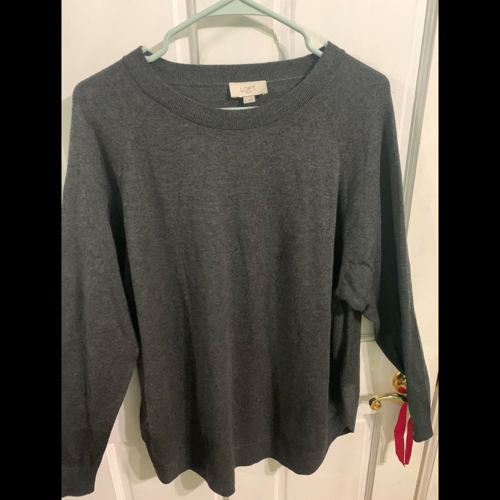 LOFT Soft Sweater ❤️